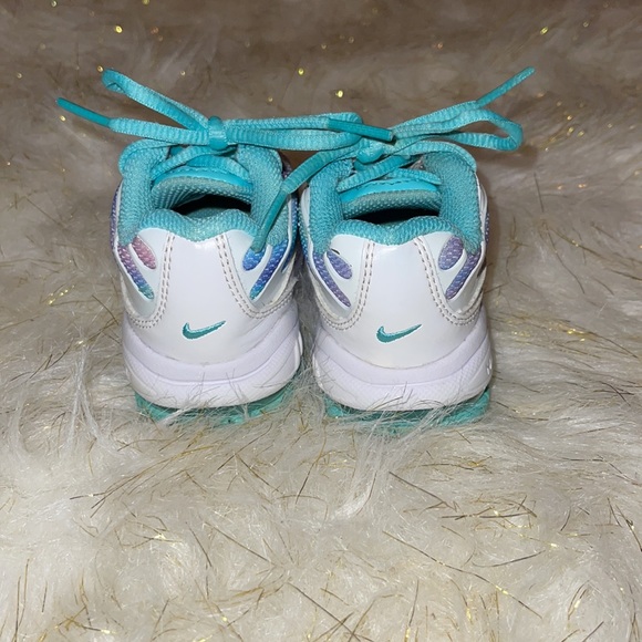 Nike | Unicorn | size 4c - Picture 7 of 10